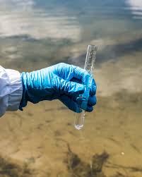 contaminants dans l'eau